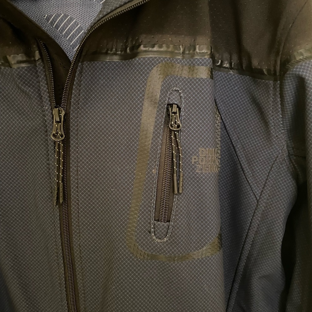 Point Zero Raincoat - Picture 4 of 5
